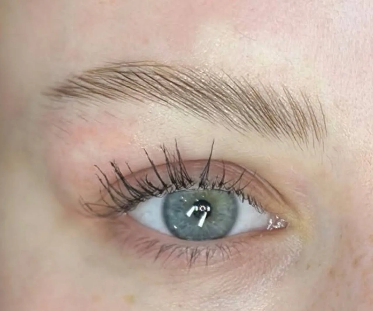 Microblading Dubai – Natural Hair Strokes